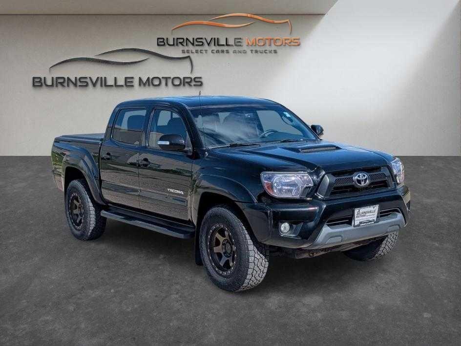 Toyota Tacoma 4WD Double Cab V6 MT (Natl) 2013