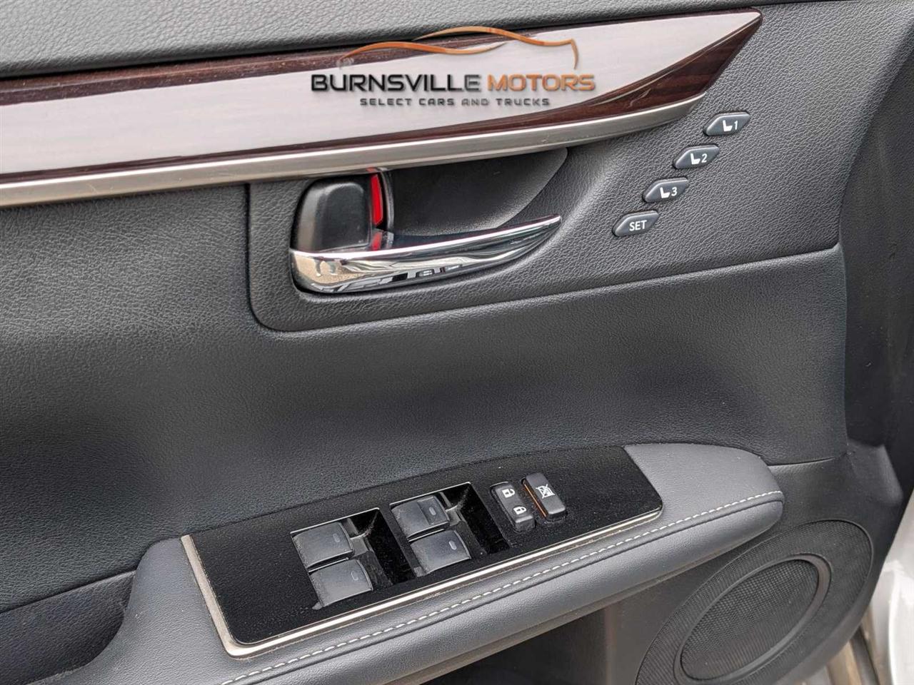 Lexus ES ES 350 FWD 2018