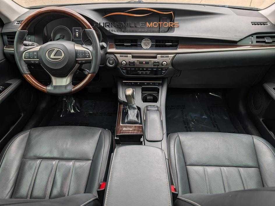 Lexus ES ES 350 FWD 2018