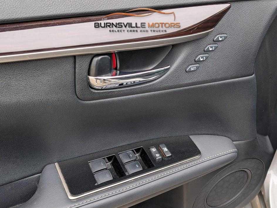 Lexus ES ES 350 FWD 2018