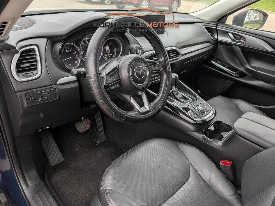 Mazda CX-9 Touring AWD 2021