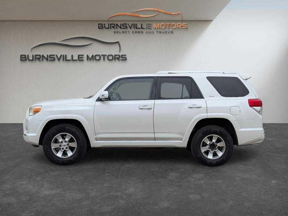 Toyota 4Runner 4WD 4dr V6 Limited (Natl) 2010