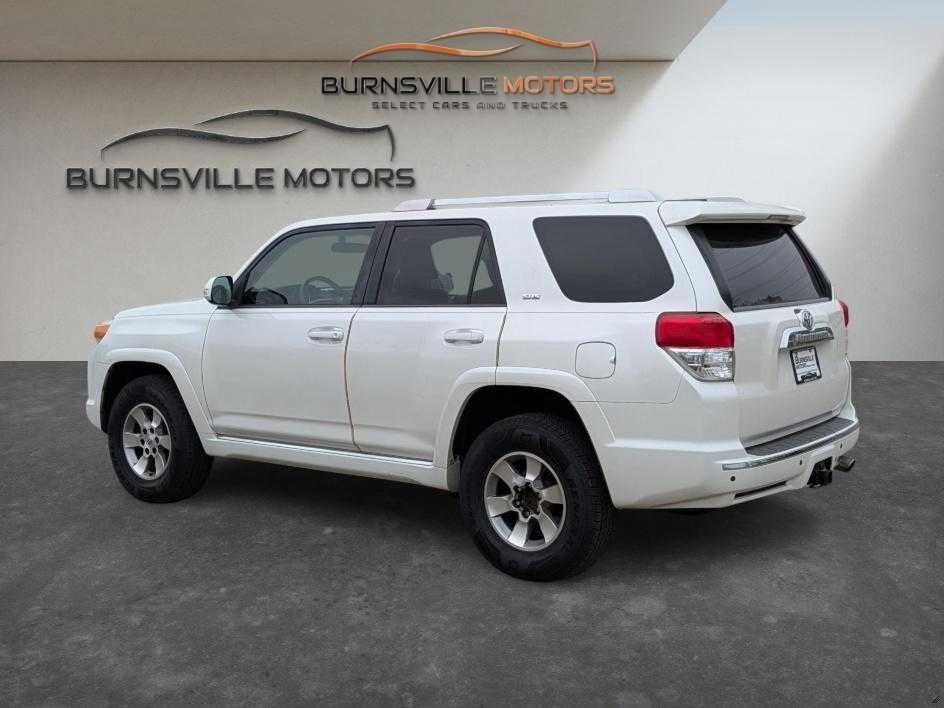 Toyota 4Runner 4WD 4dr V6 Limited (Natl) 2010