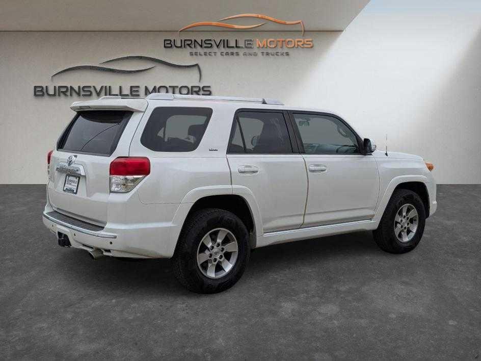 Toyota 4Runner 4WD 4dr V6 Limited (Natl) 2010