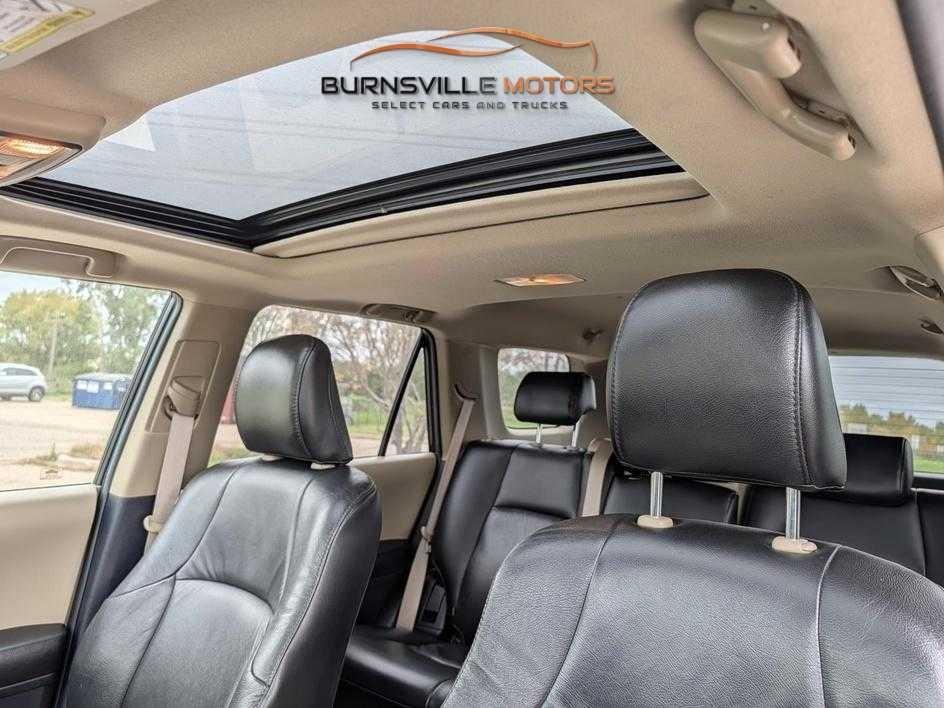 Toyota 4Runner 4WD 4dr V6 Limited (Natl) 2010