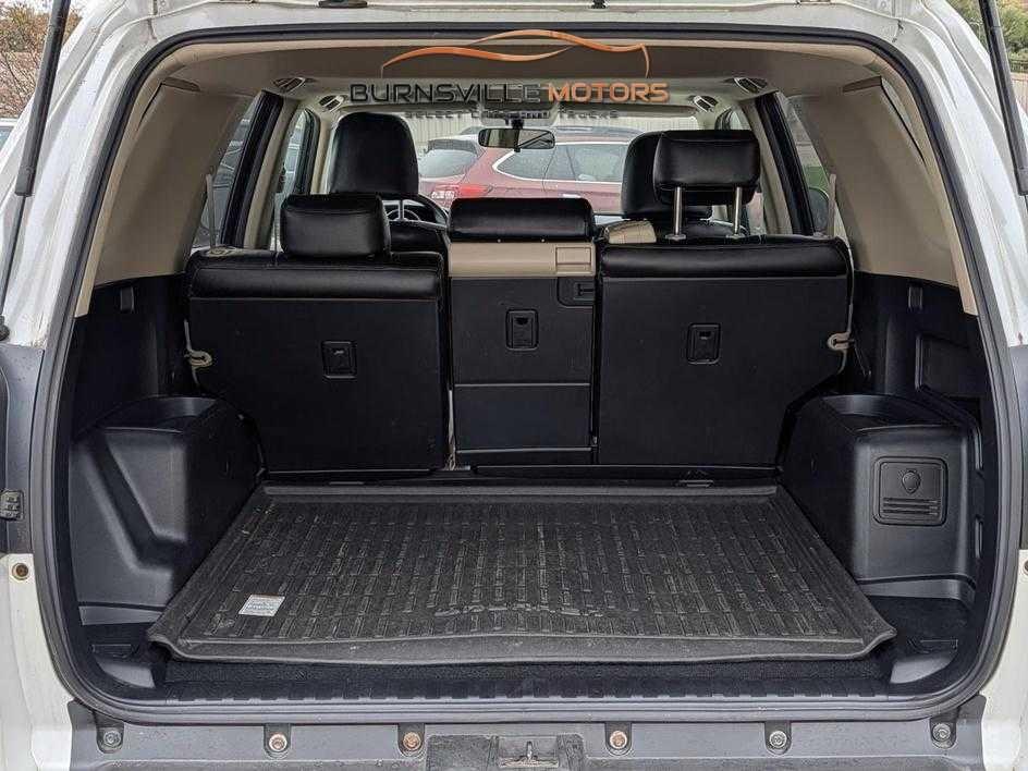 Toyota 4Runner 4WD 4dr V6 Limited (Natl) 2010
