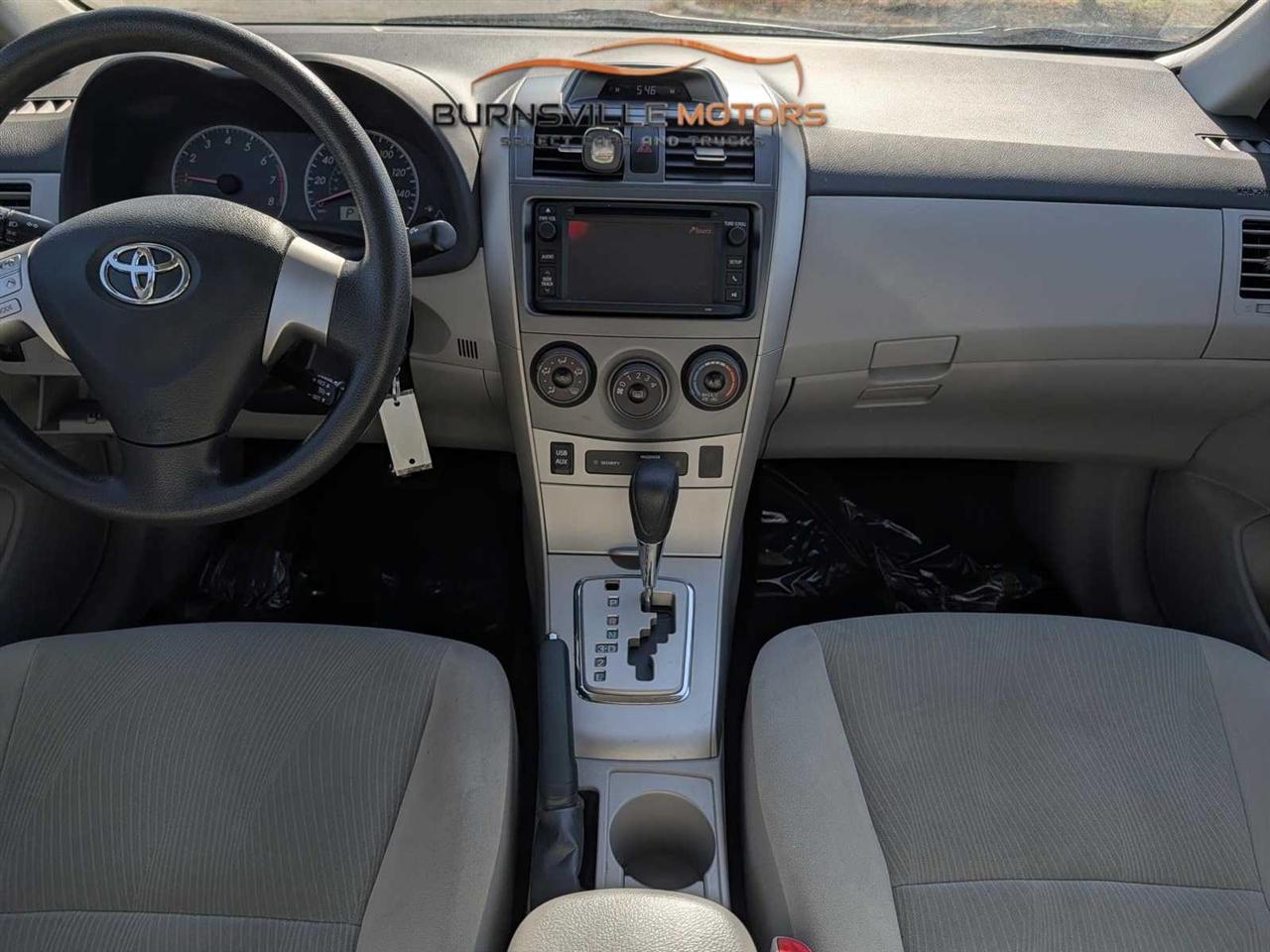 Toyota Corolla photo 13