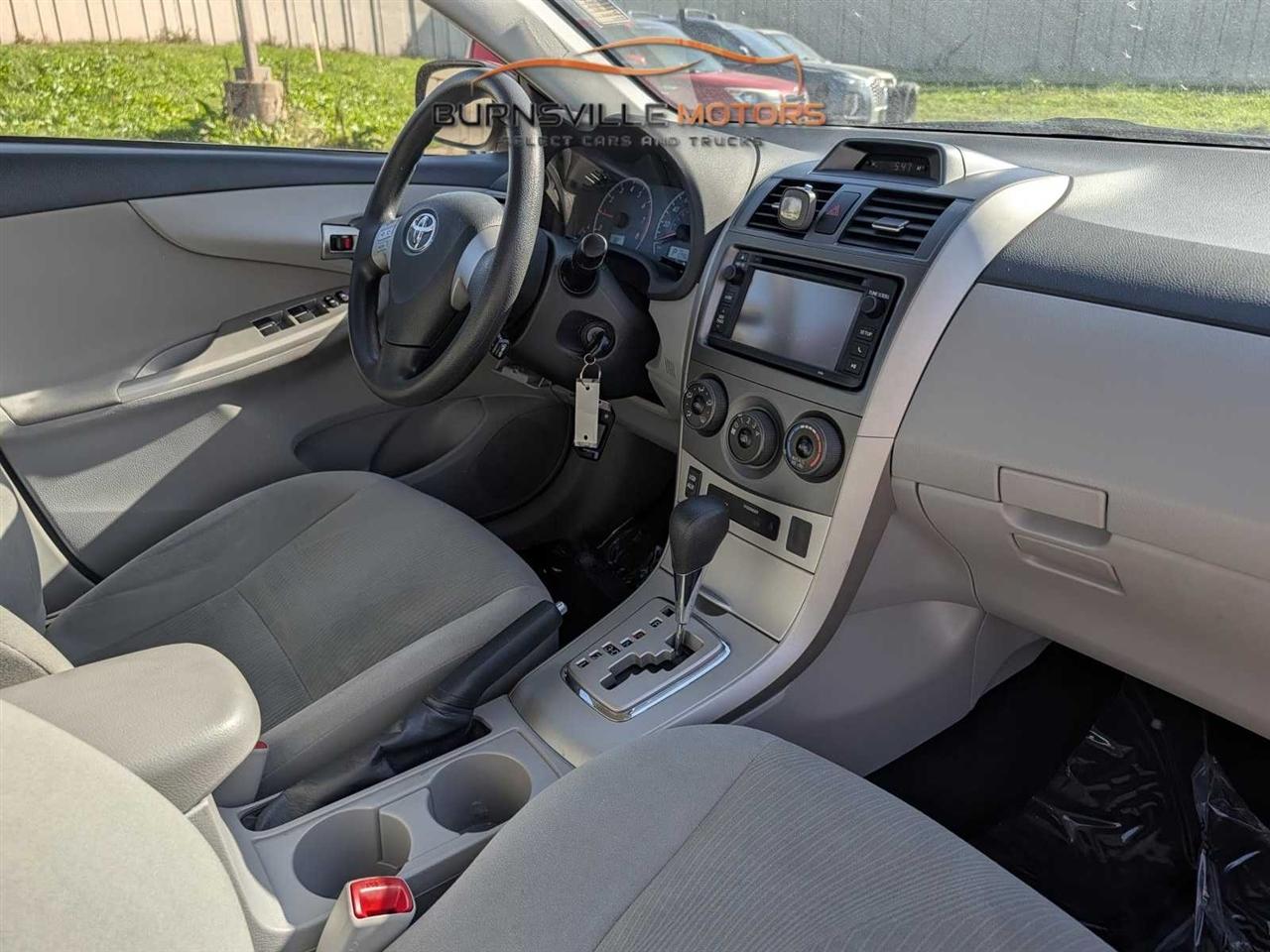 Toyota Corolla photo 22