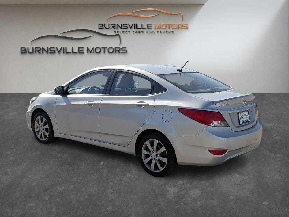 Hyundai Accent 4dr Sdn Auto GLS 2013