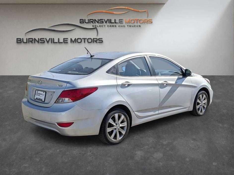 Hyundai Accent 4dr Sdn Auto GLS 2013