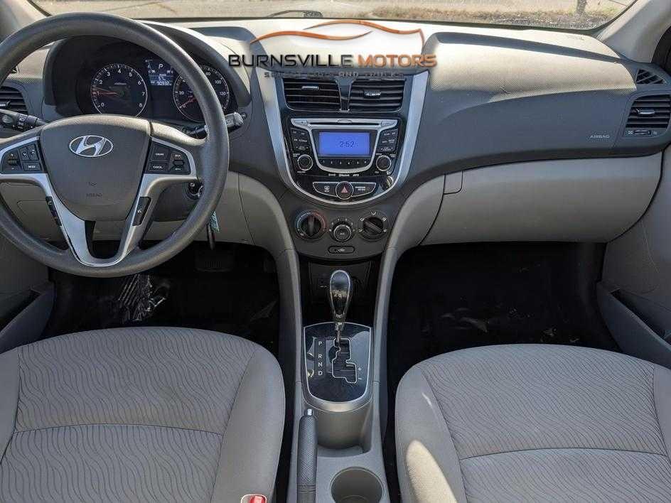 Hyundai Accent 4dr Sdn Auto GLS 2013