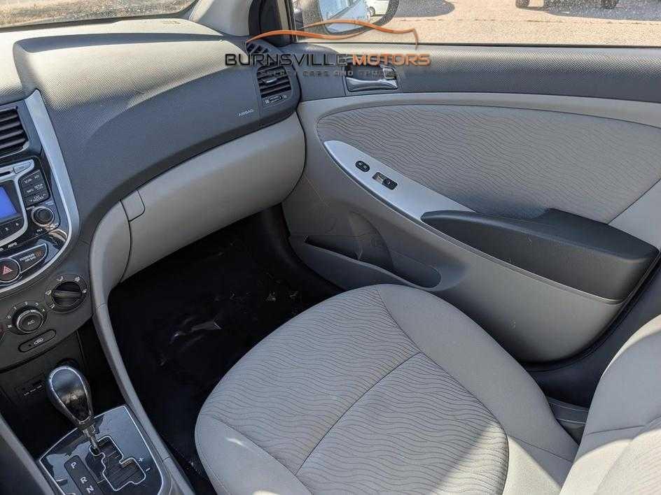 Hyundai Accent 4dr Sdn Auto GLS 2013