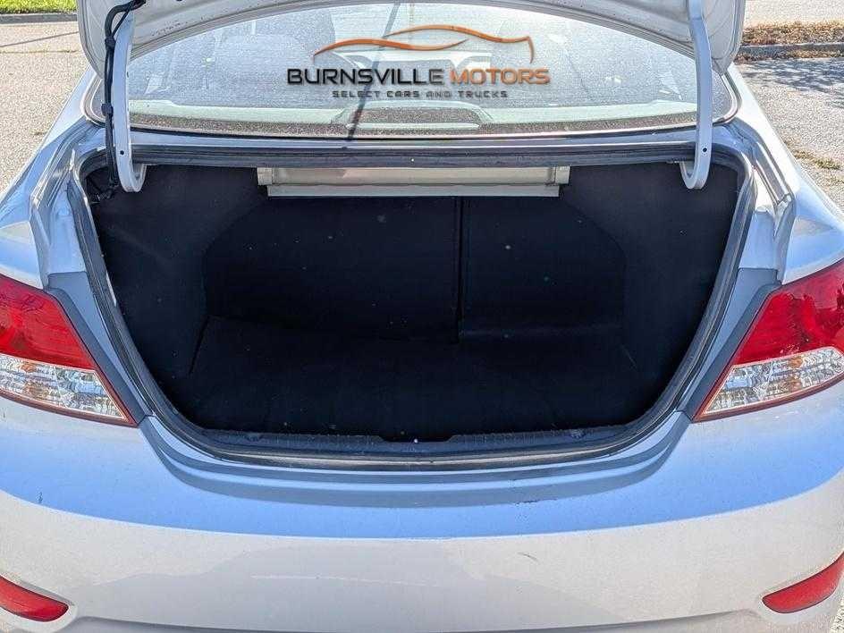 Hyundai Accent 4dr Sdn Auto GLS 2013