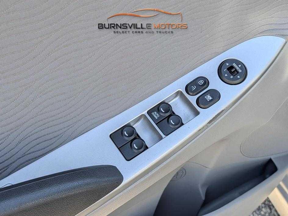 Hyundai Accent 4dr Sdn Auto GLS 2013