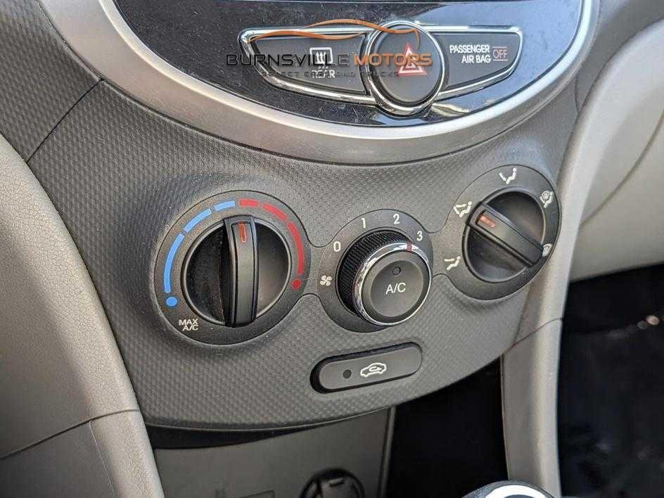 Hyundai Accent 4dr Sdn Auto GLS 2013