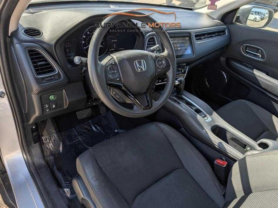 Honda HR-V photo 16