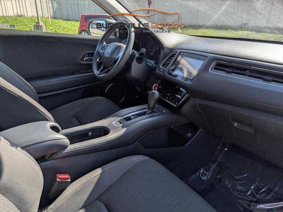 Honda HR-V photo 17