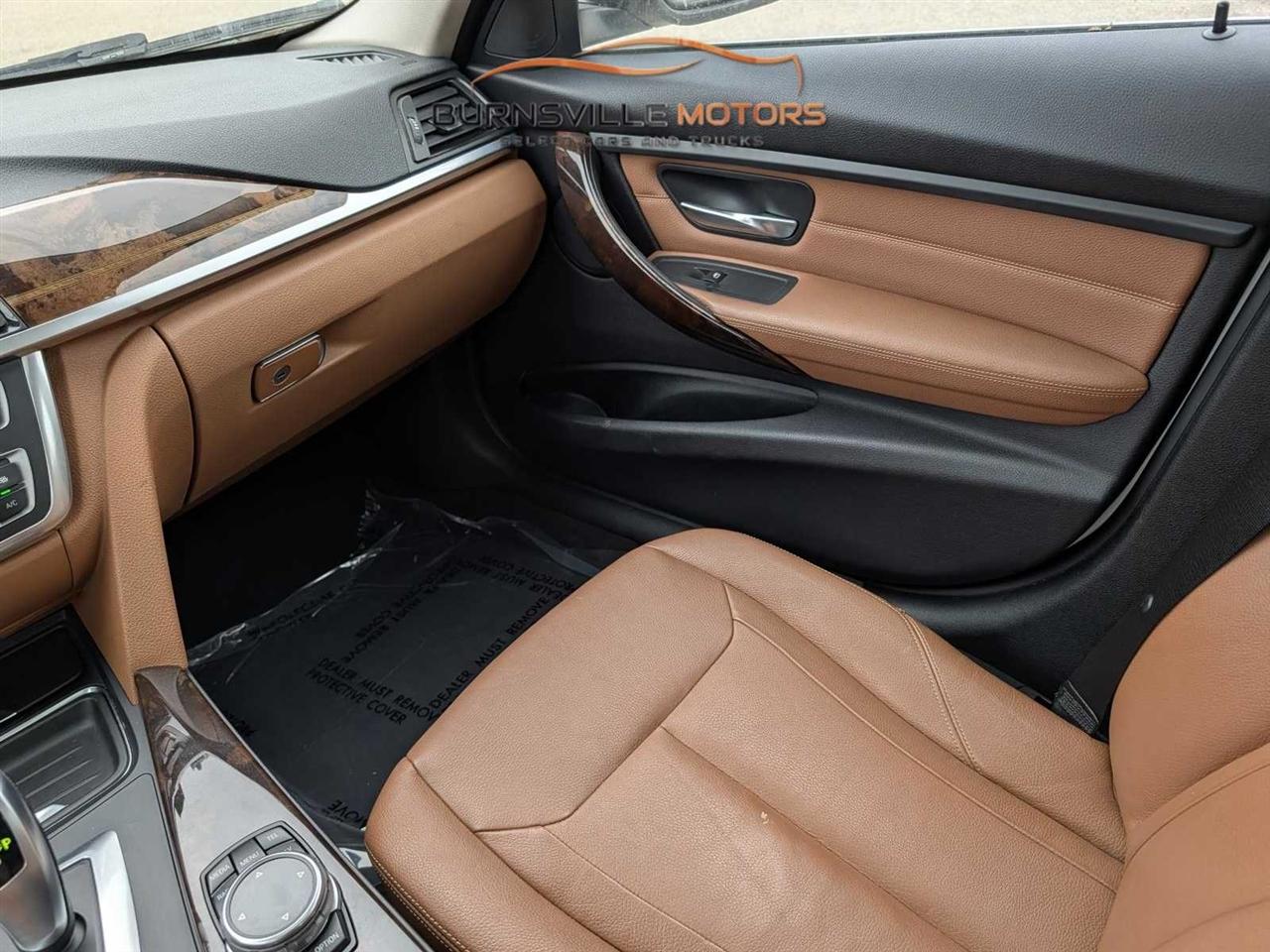 BMW 3 Series 4dr Sdn 328i xDrive AWD SULEV 2014
