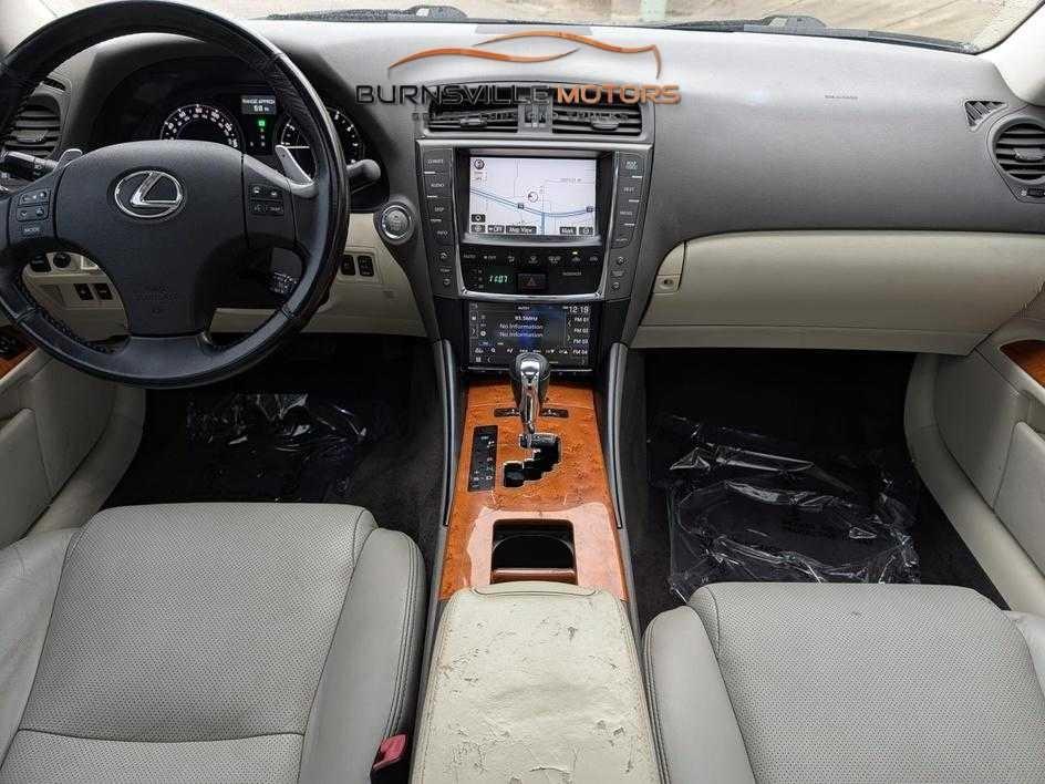 Lexus IS 250 4dr Sport Sdn Auto AWD 2009