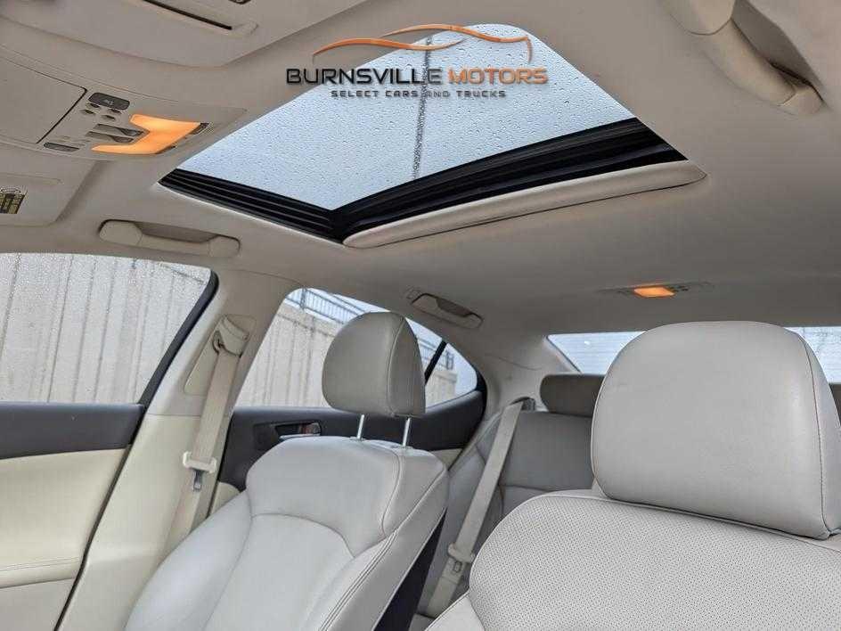 Lexus IS 250 4dr Sport Sdn Auto AWD 2009