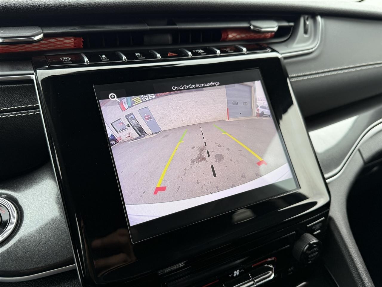 Jeep Grand Cherokee Laredo 4x4 2023