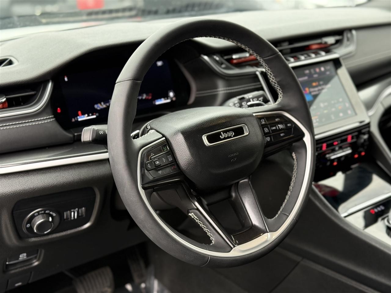 Jeep Grand Cherokee L Altitude 4x4 2023