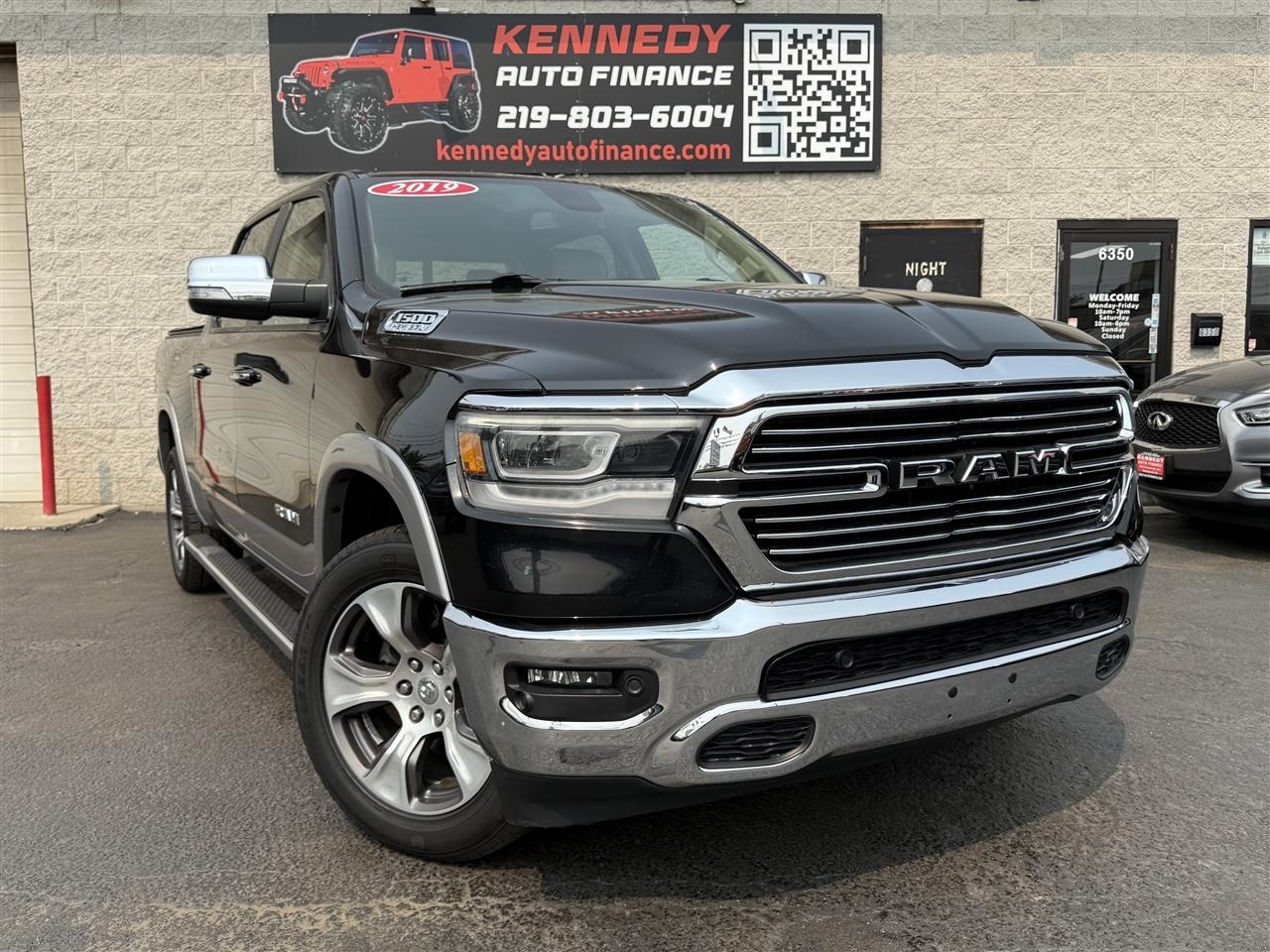 RAM 1500 Laramie 4x4 Crew Cab 5'7" Box 2019