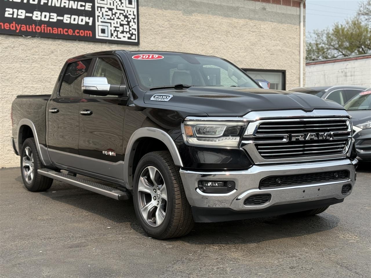 RAM 1500 Laramie 4x4 Crew Cab 5'7" Box 2019