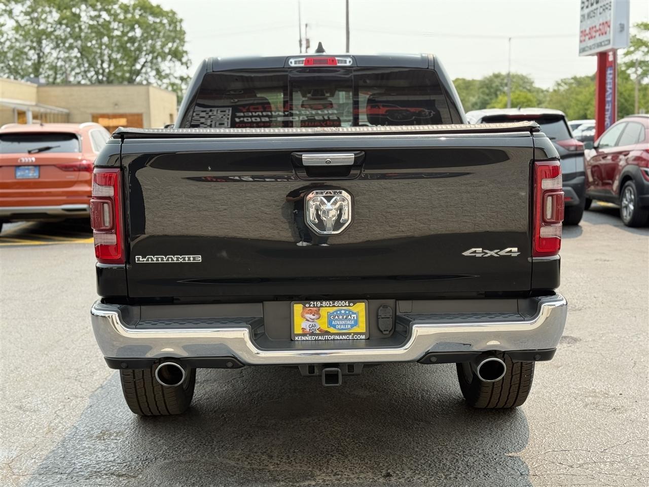 RAM 1500 Laramie 4x4 Crew Cab 5'7" Box 2019