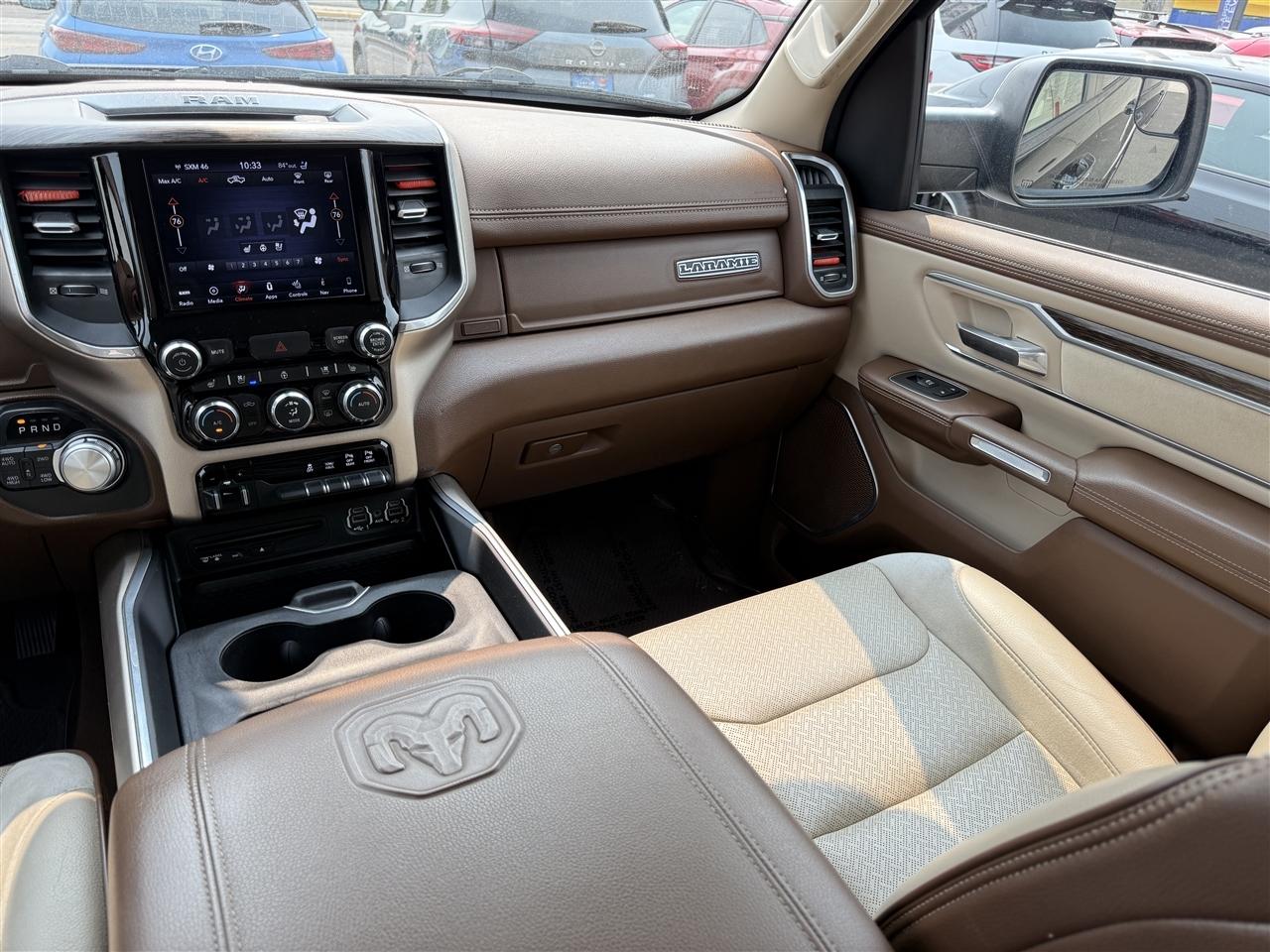 RAM 1500 Laramie 4x4 Crew Cab 5'7" Box 2019