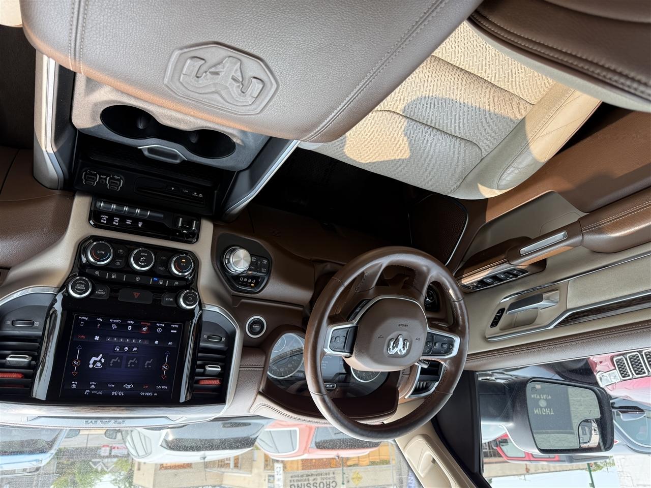 RAM 1500 Laramie 4x4 Crew Cab 5'7" Box 2019