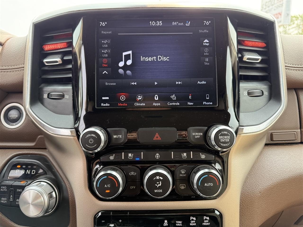 RAM 1500 Laramie 4x4 Crew Cab 5'7" Box 2019