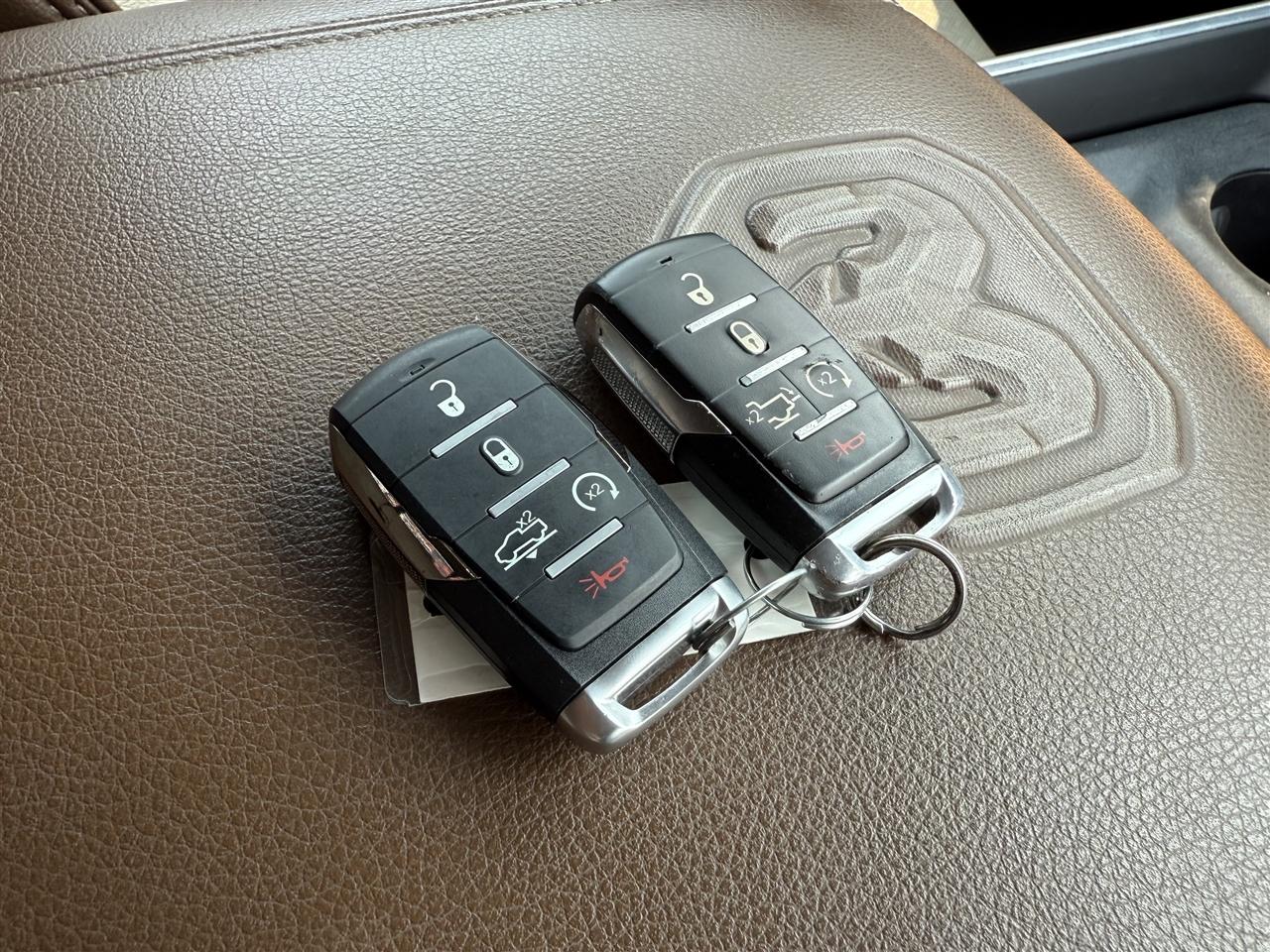 RAM 1500 Laramie 4x4 Crew Cab 5'7" Box 2019