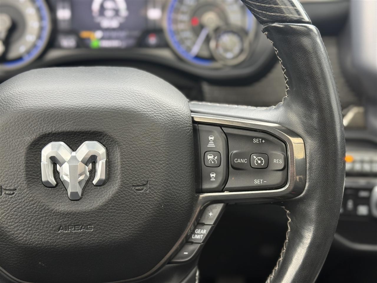 RAM 1500 Limited 4x4 Crew Cab 5'7" Box 2020