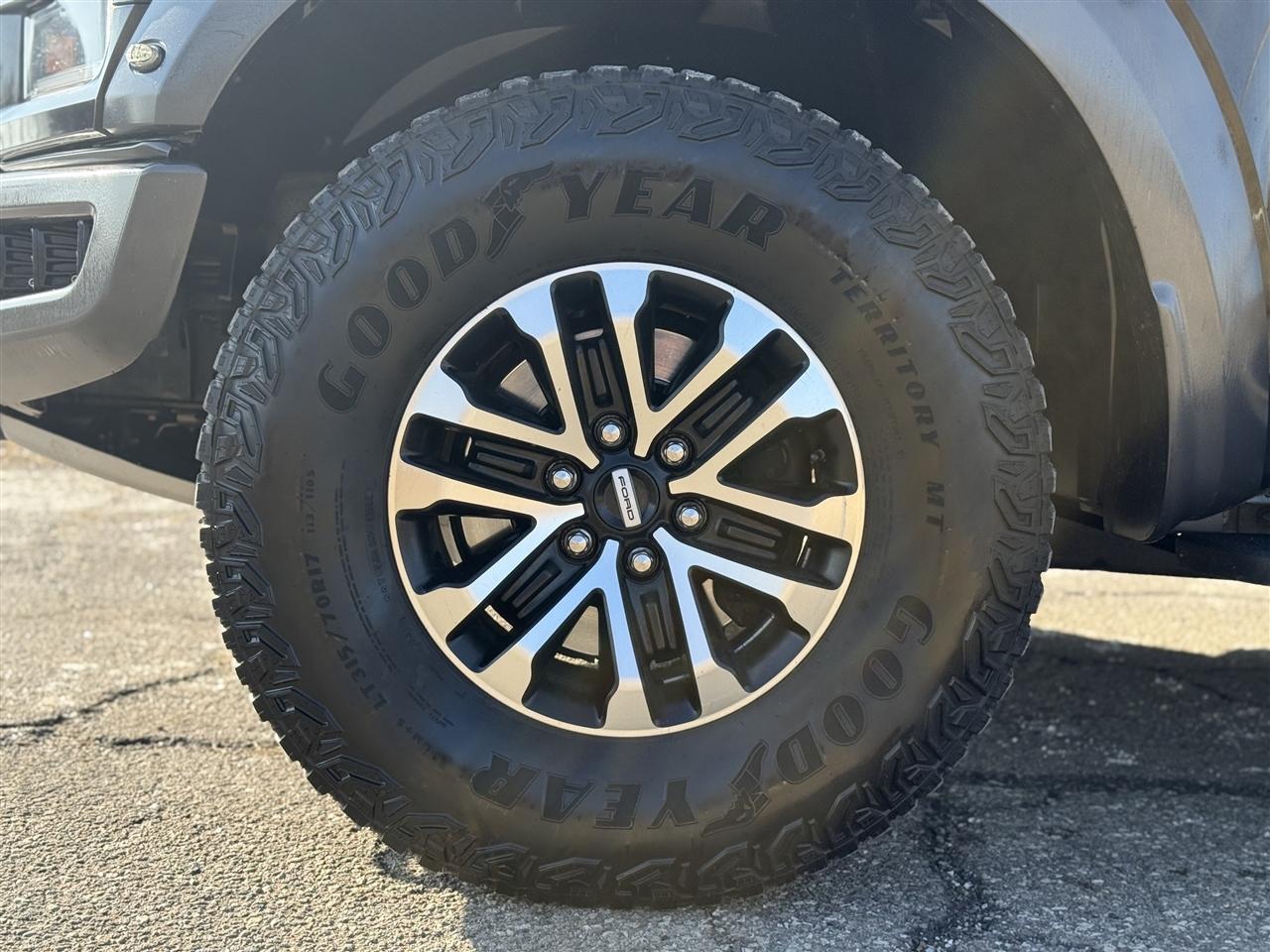 Ford F-150 Raptor 4WD SuperCrew 5.5' Box 2019