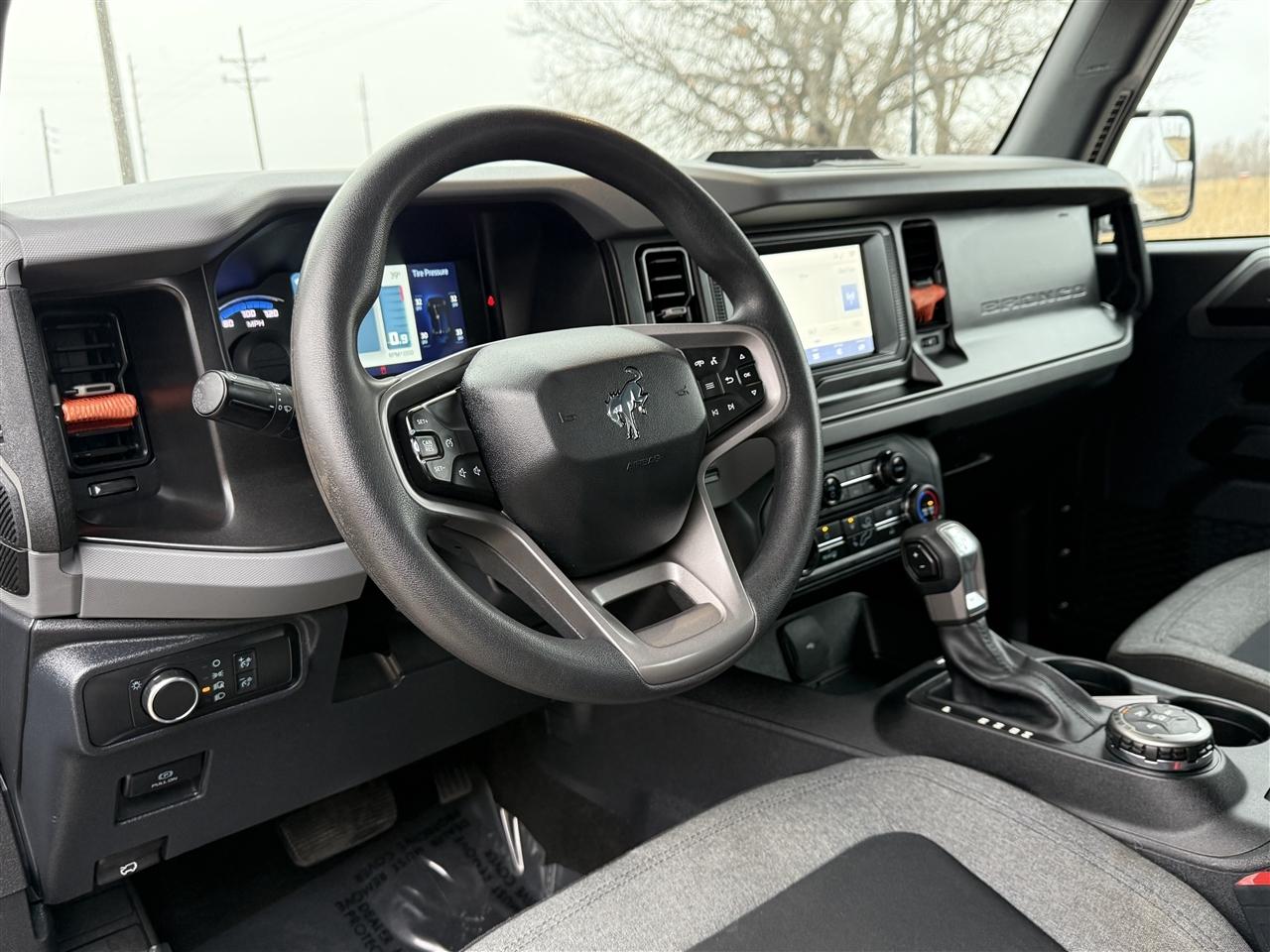 Ford Bronco Black Diamond 2 Door 4x4 2022