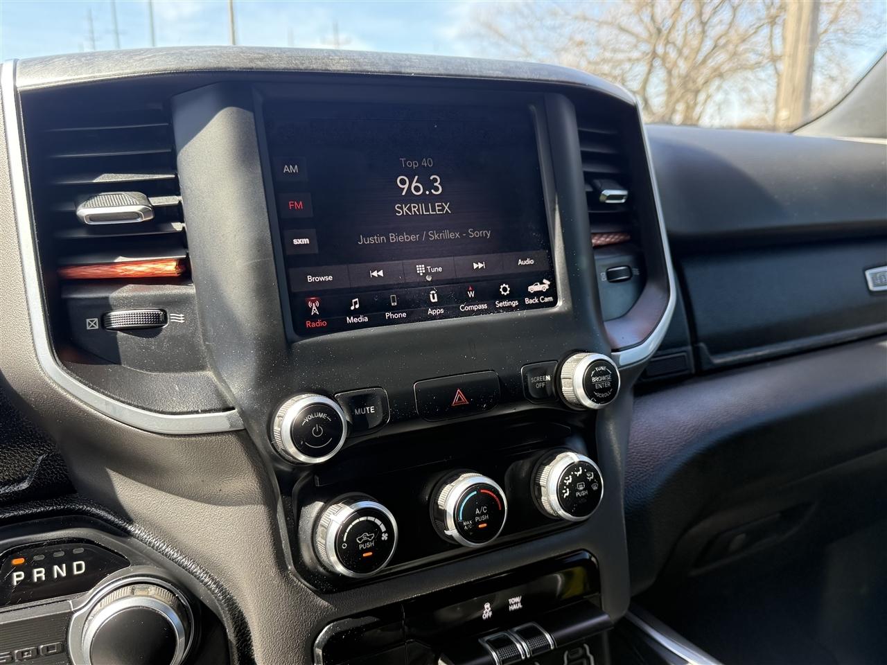 RAM 1500 Big Horn/Lone Star 4x2 Crew Cab 5'7" Box 2019