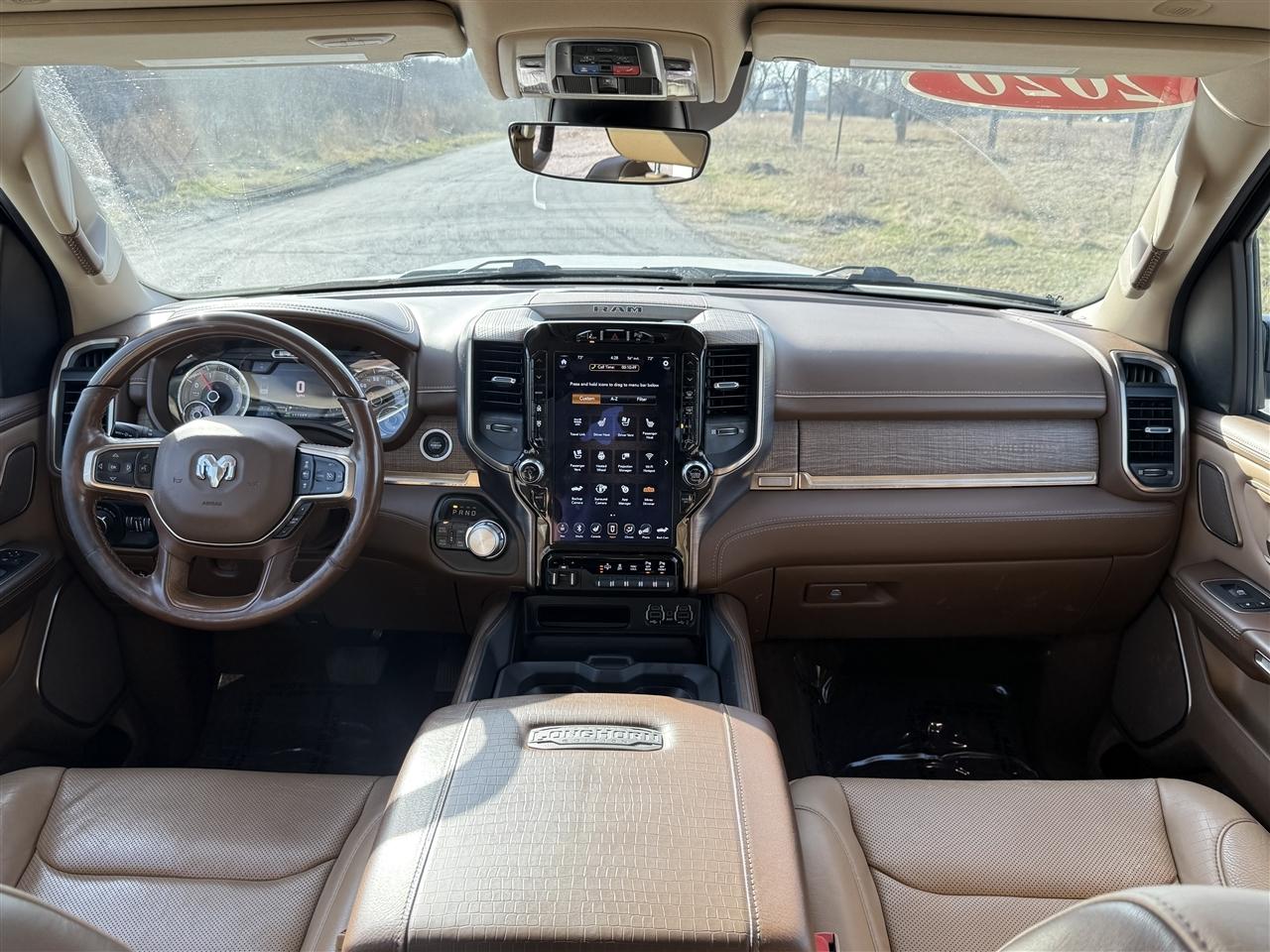 RAM 1500 Longhorn 4x4 Crew Cab 5'7" Box 2020