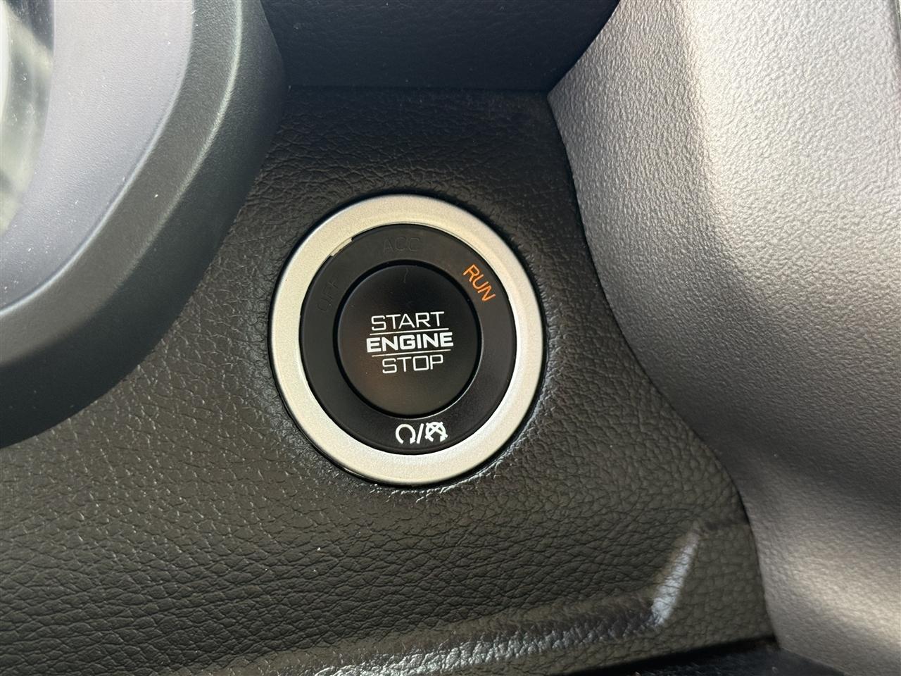 RAM 1500 Big Horn 4x4 Quad Cab 6'4" Box 2022