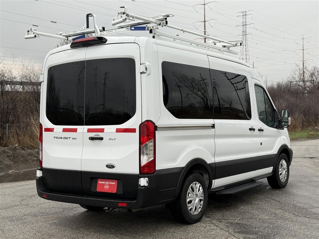 Ford Transit Passenger Wagon T-150 130" Med Roof XLT Sliding RH Dr 2019