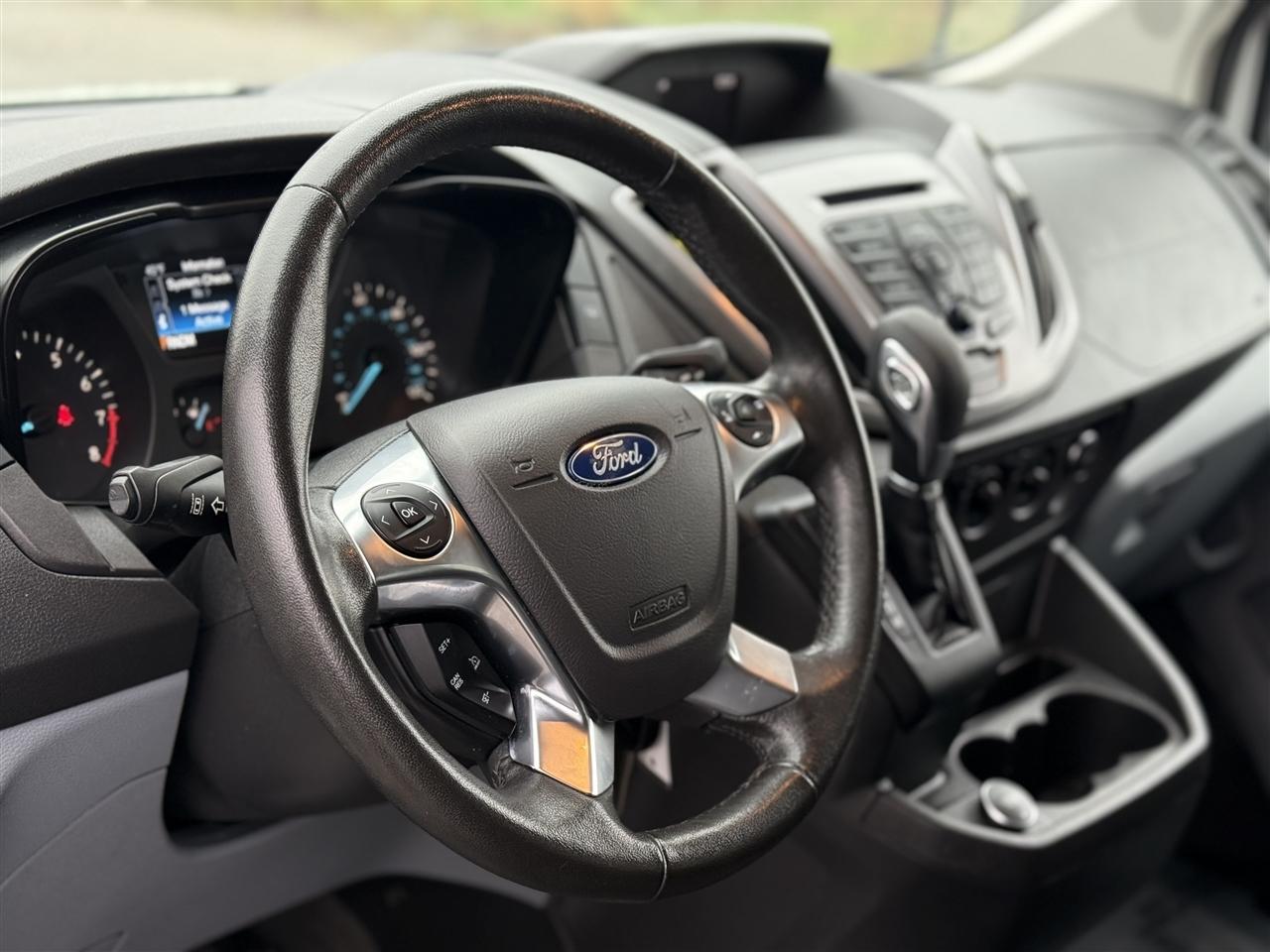 Ford Transit Passenger Wagon T-150 130" Med Roof XLT Sliding RH Dr 2019