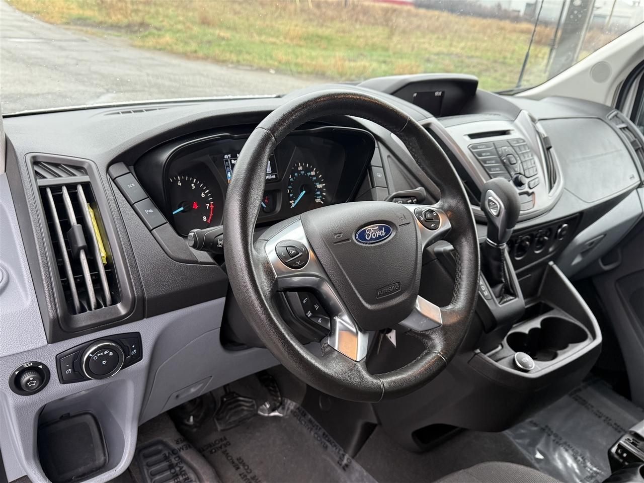 Ford Transit Passenger Wagon T-150 130" Med Roof XLT Sliding RH Dr 2019