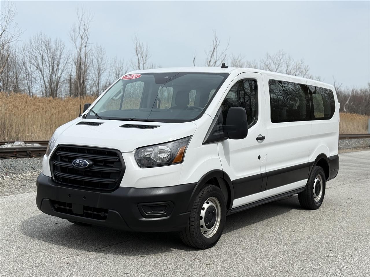 Ford Transit Passenger Wagon T-150 130" Low Roof XLT RWD 2020