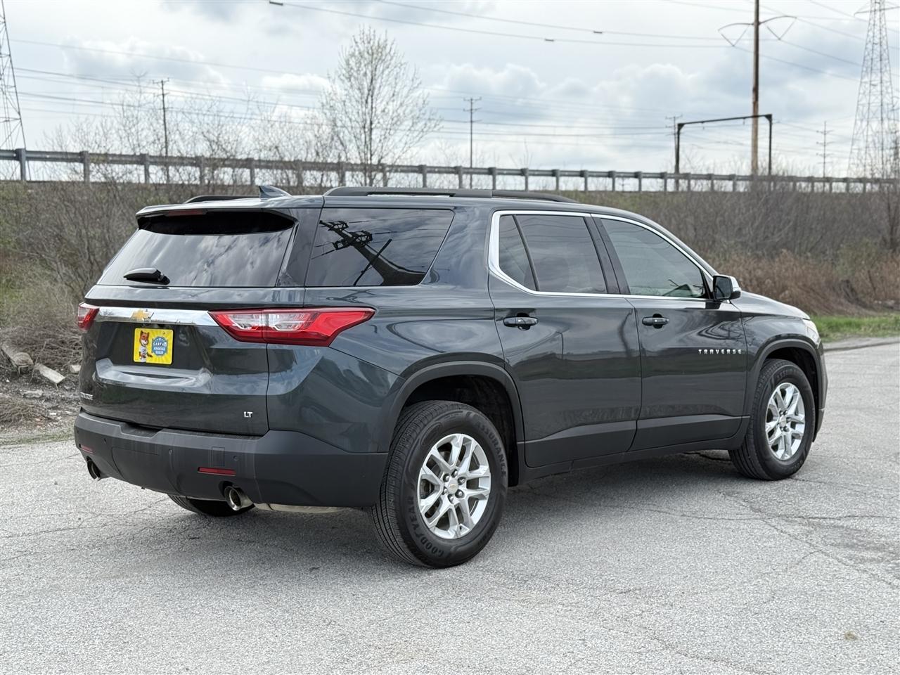 Chevrolet Traverse FWD 4dr LT Cloth w/1LT 2019