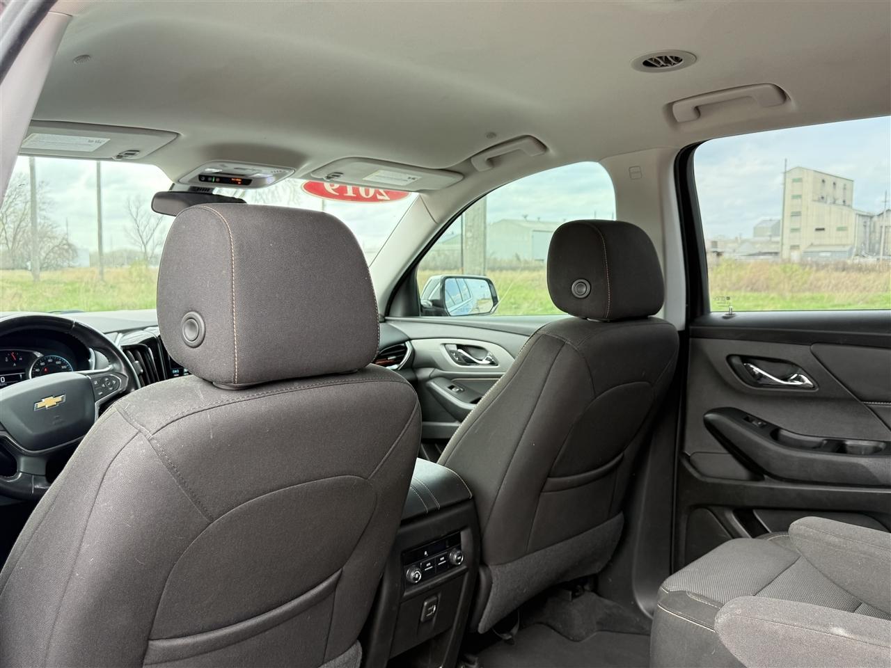 Chevrolet Traverse FWD 4dr LT Cloth w/1LT 2019