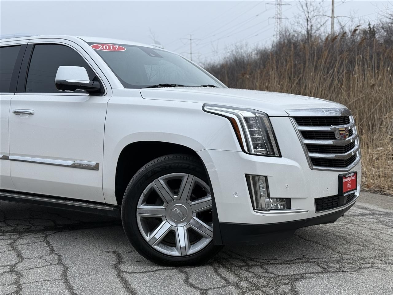 Cadillac Escalade 4WD 4dr Premium Luxury 2017