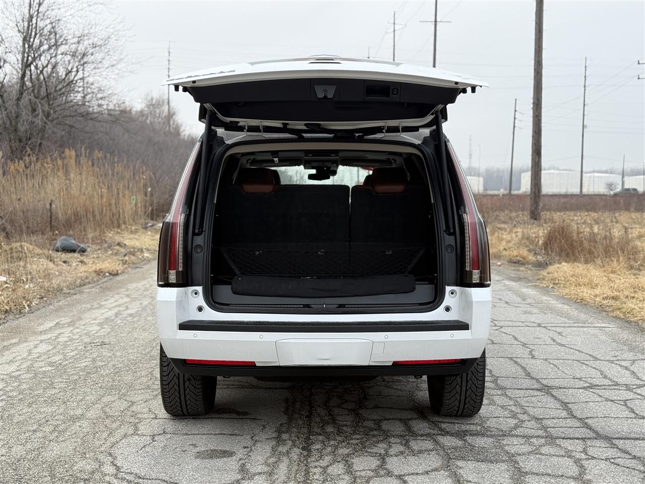 Cadillac Escalade 4WD 4dr Premium Luxury 2017