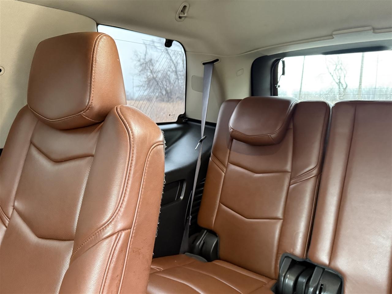 Cadillac Escalade 4WD 4dr Premium Luxury 2017