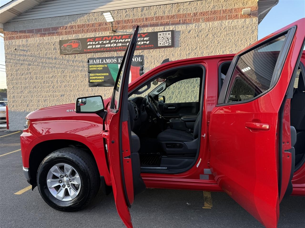 Chevrolet Silverado 1500 2WD Crew Cab 147" LT 2020