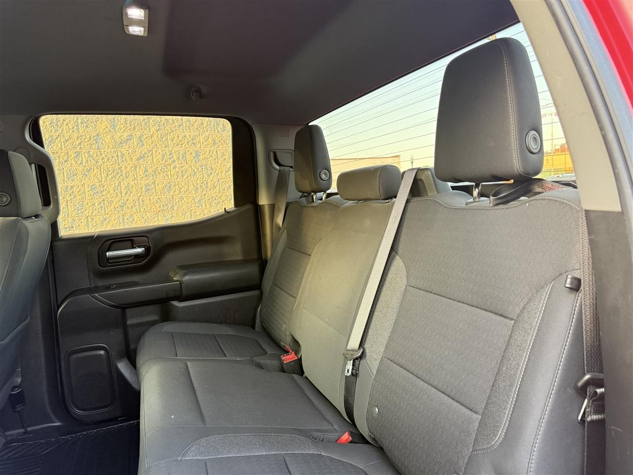 Chevrolet Silverado 1500 2WD Crew Cab 147" LT 2020